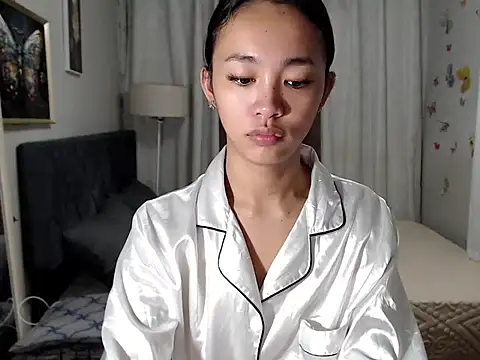 Ur innocent womenXxx online show from April 19, 2026, 1:50 am