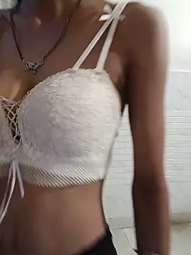 Snapshot of slim_figure08 chatting on June 20, 2026, 12:26 am slim figure08 online show from June 20, 2026, 12:26 am