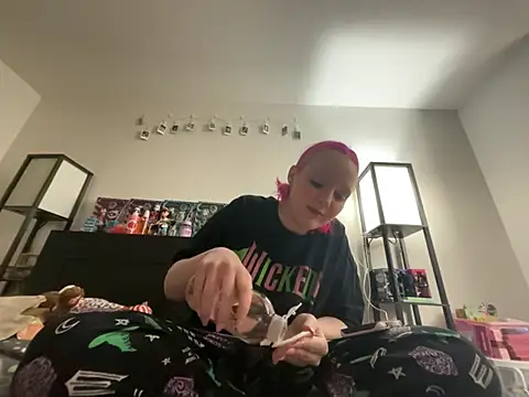 pinkhairfun16 online show from March 4, 2026, 3:14 am