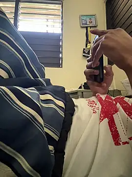 ElReyoficial online show from March 2, 2026, 5:42 pm