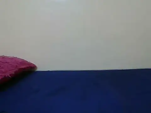 Nasty-bunnyy online show from March 3, 2026, 11:28 am