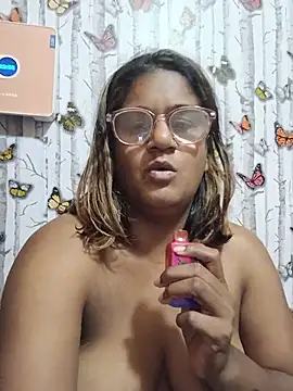 Snapshot of indianstrawberrylips4u chatting on July 21, 2026, 10:00 pm indianstrawberrylips4u online show from July 21, 2026, 10:00 pm