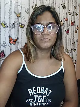 Snapshot of indianstrawberrylips4u chatting on July 19, 2026, 8:27 pm indianstrawberrylips4u online show from July 19, 2026, 8:27 pm