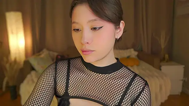 SherryBoone online show from April 19, 2026, 6:21 pm