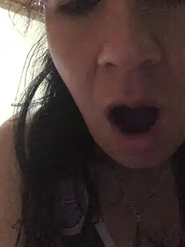 Mariibeella online show from March 6, 2026, 6:25 pm