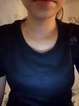 Snapshot of cute_girl_29 chatting on August 9, 2026, 5:35 am cute girl 29 online show from August 9, 2026, 5:35 am