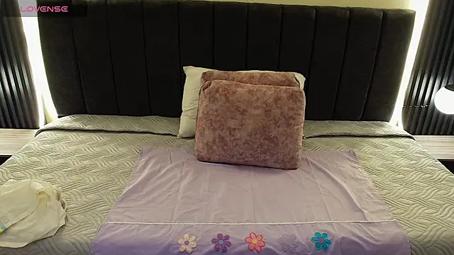 MoriahStorm online show from April 20, 2026, 12:41 pm