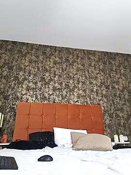 Snapshot of LaireeFelini chatting on March 3, 2026, 7:21 pm LaireeFelini online show from March 3, 2026, 7:21 pm