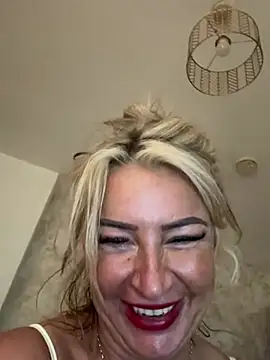 Gypsyrose x1 online show from February 22, 2026, 5:14 pm