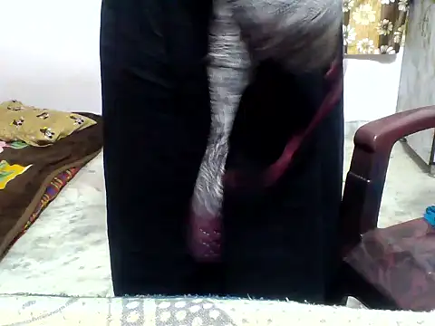 Snapshot of Angel_honeybear_143 chatting on March 4, 2026, 9:44 pm Angel honeybear 143 online show from March 4, 2026, 9:44 pm