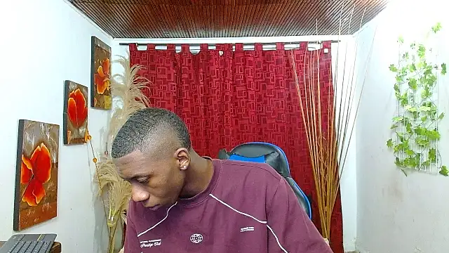 milo018 online show from February 22, 2026, 7:22 am