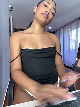 kali rousse online show from July 14, 2026, 12:11 pm