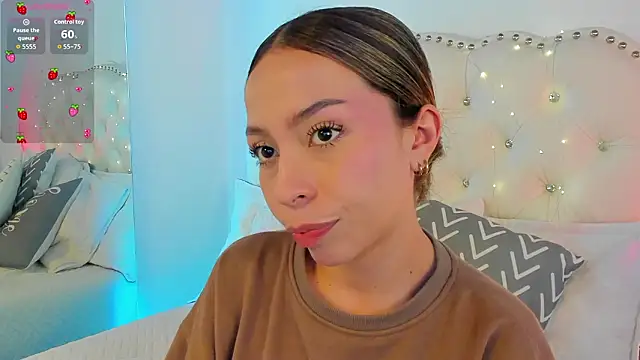 LuuluBerry online show from March 5, 2026, 9:00 pm