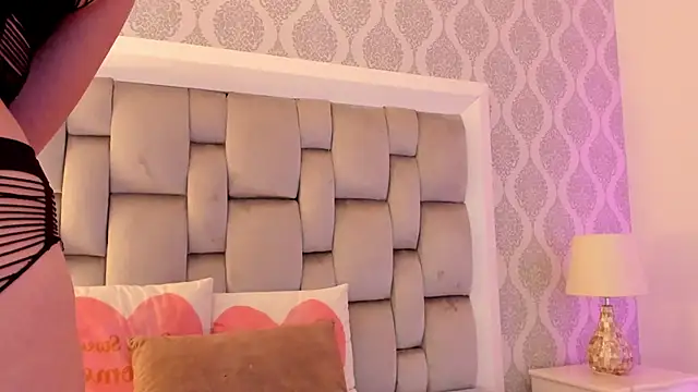 vero domplay online show from April 1, 2026, 3:19 am