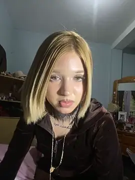 avrillayan online show from March 5, 2026, 3:58 am