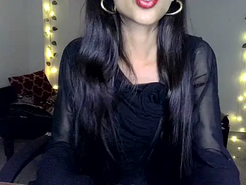 Snapshot of SIKSHA_SINGH chatting on June 6, 2026, 11:10 pm SIKSHA SINGH online show from June 6, 2026, 11:10 pm