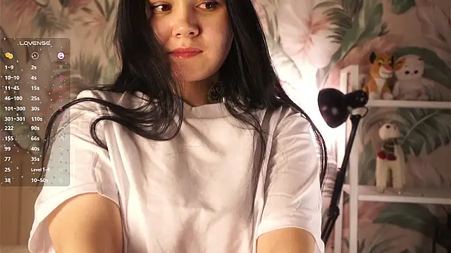 ErickaStelb online show from February 25, 2026, 5:13 pm