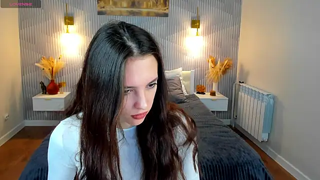 elise robbie online show from March 29, 2026, 1:07 am