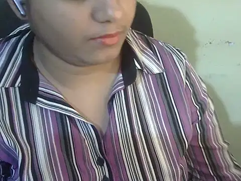 Aniya Hazel online show from March 3, 2026, 11:23 pm