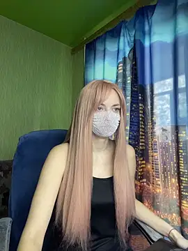 SophieBlackwood online show from April 18, 2026, 9:11 am