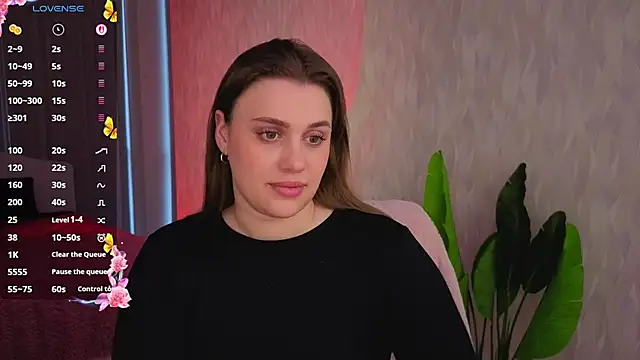 Milana Monroe online show from April 20, 2026, 4:08 pm