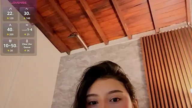 Snapshot of chloe_bluee_ chatting on July 22, 2026, 11:12 am chloe bluee online show from July 22, 2026, 11:12 am