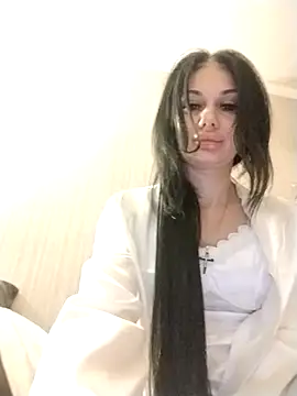 evavibe  online show from February 28, 2026, 8:08 pm