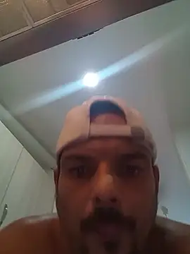 Snapshot of morenitoymorena chatting on July 8, 2026, 9:54 am morenitoymorena online show from July 8, 2026, 9:54 am