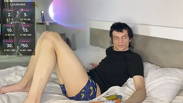 oorange  boy online show from March 26, 2026, 7:45 pm