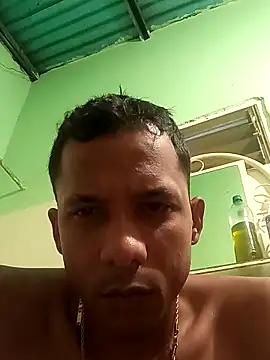 blackhot22c online show from April 20, 2026, 1:13 pm