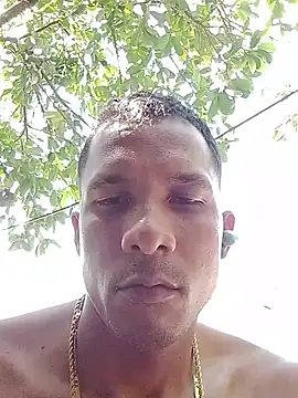 blackhot22c online show from April 19, 2026, 6:10 pm