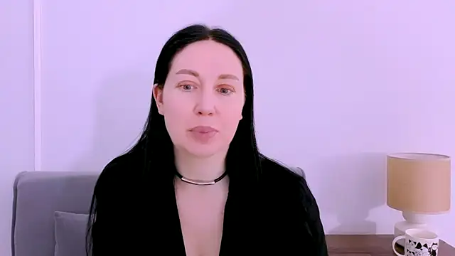 MiaFair online show from April 18, 2026, 3:36 pm