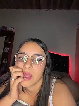 Snapshot of Paulha__miller chatting on March 4, 2026, 1:57 am Paulha miller online show from March 4, 2026, 1:57 am