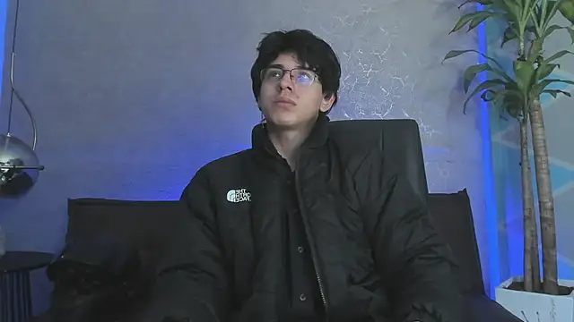 Angel scott2 online show from February 21, 2026, 11:23 am