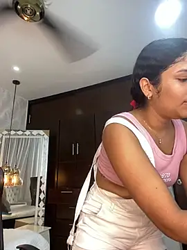 Miaafoxx   online show from March 13, 2026, 7:41 pm