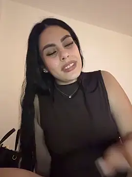 Sophie-Keller online show from March 4, 2026, 1:24 am