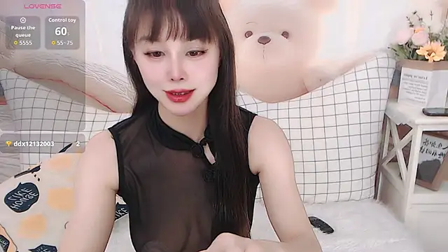 Luckmia333 online show from February 25, 2026, 6:13 am