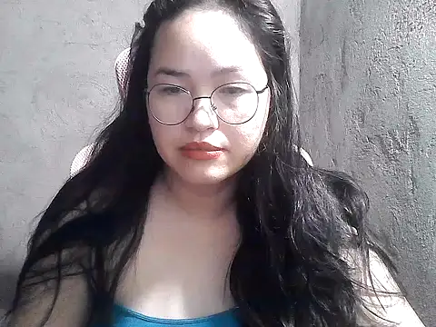 wildchinita00 online show from June 20, 2026, 8:14 pm