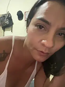 yesica2507 online show from February 25, 2026, 3:18 am