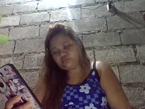Snapshot of sweetlyn31 chatting on August 1, 2026, 9:46 pm sweetlyn31 online show from August 1, 2026, 9:46 pm