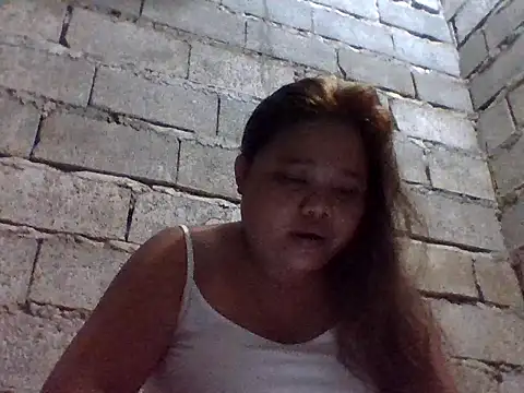 Snapshot of sweetlyn31 chatting on June 12, 2026, 4:16 pm sweetlyn31 online show from June 12, 2026, 4:16 pm