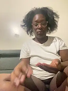Sinfulwaterfalls online show from May 24, 2026, 10:37 am
