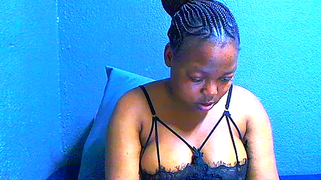 Snapshot of CrazeAss chatting on July 10, 2026, 7:14 pm CrazeAss online show from July 10, 2026, 7:14 pm