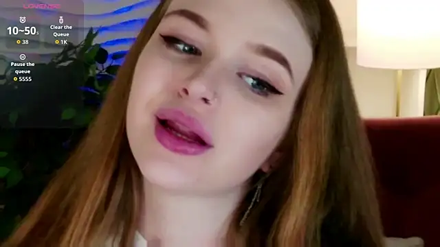 RinKittyy online show from April 16, 2026, 2:07 pm