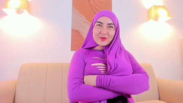 Malika Noor online show from April 15, 2026, 7:58 pm