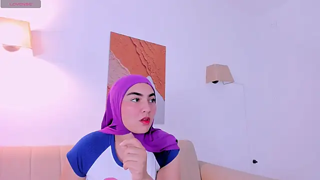 Malika Noor online show from July 18, 2026, 2:36 pm