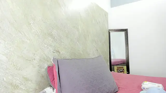 Mick-lollipop online show from April 16, 2026, 7:47 pm