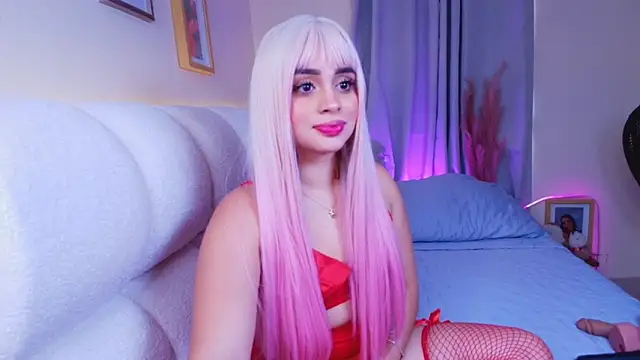 soph1a roy online show from April 8, 2026, 3:46 pm