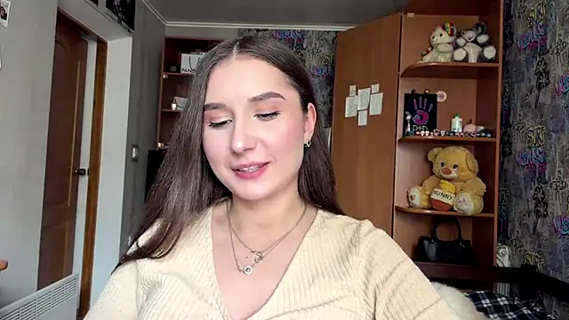 poly princess online show from April 20, 2026, 11:57 am