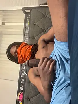 kiddzz online show from September 26, 2025, 7:48 am